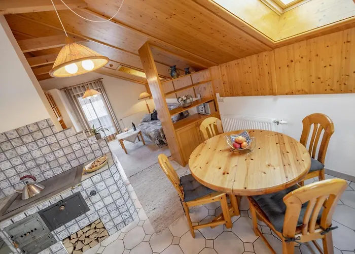 Schmied アパート *